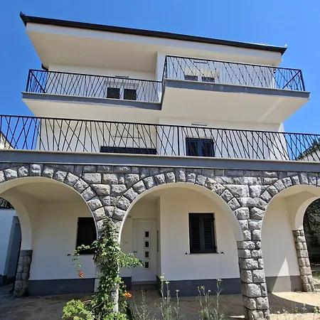 Karlo * Novi Vinodolski