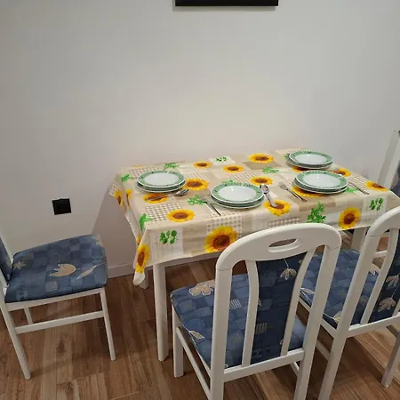Apartment Karlo